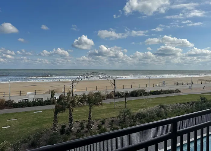 Moxy Virginia Beach Oceanfront