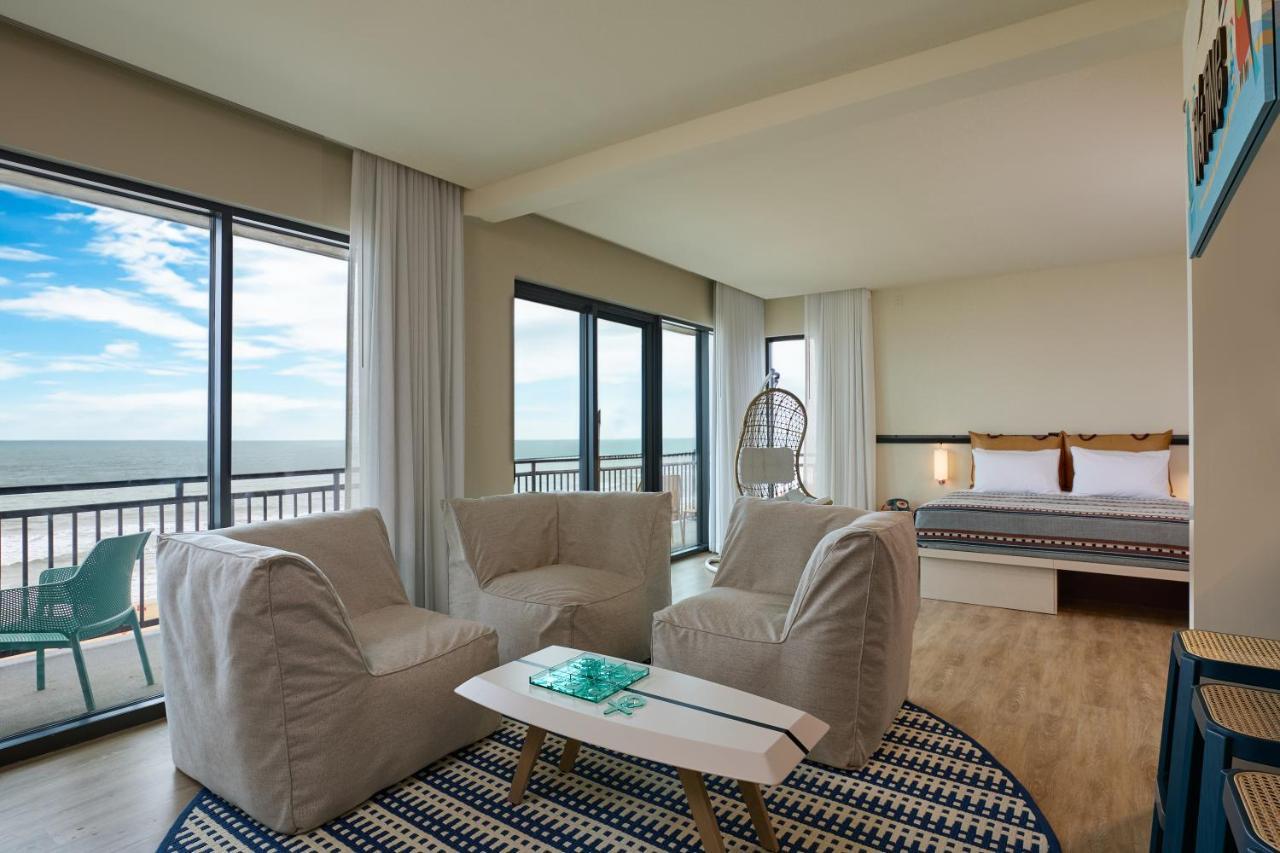 Moxy Virginia Oceanfront Hotel Virginia Beach